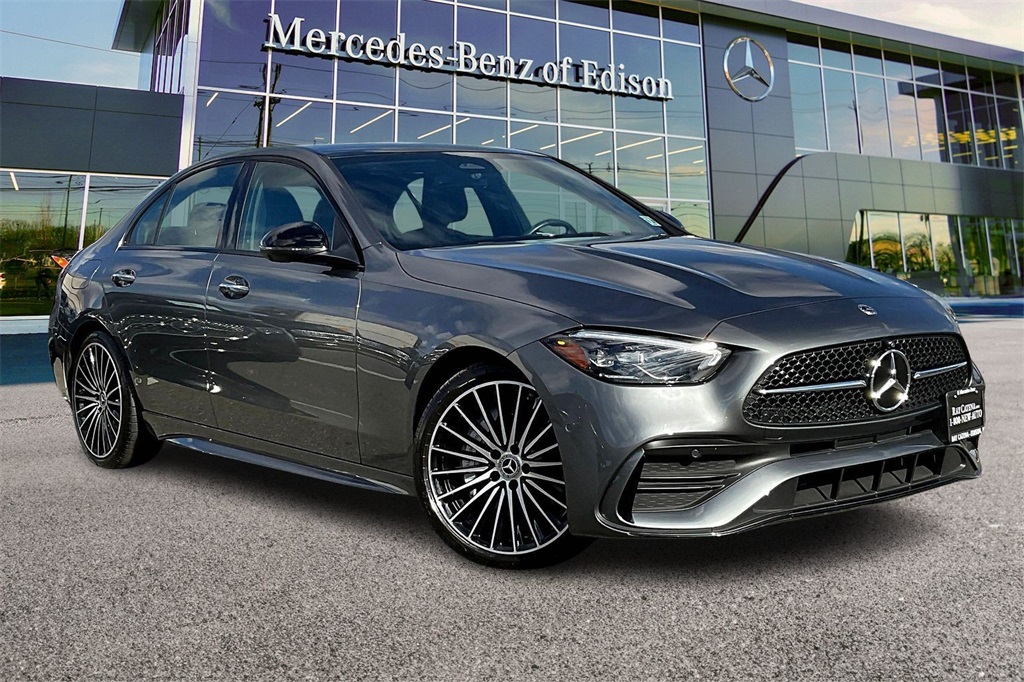 2025 Mercedes-Benz C-Class Sedan C 300's photo