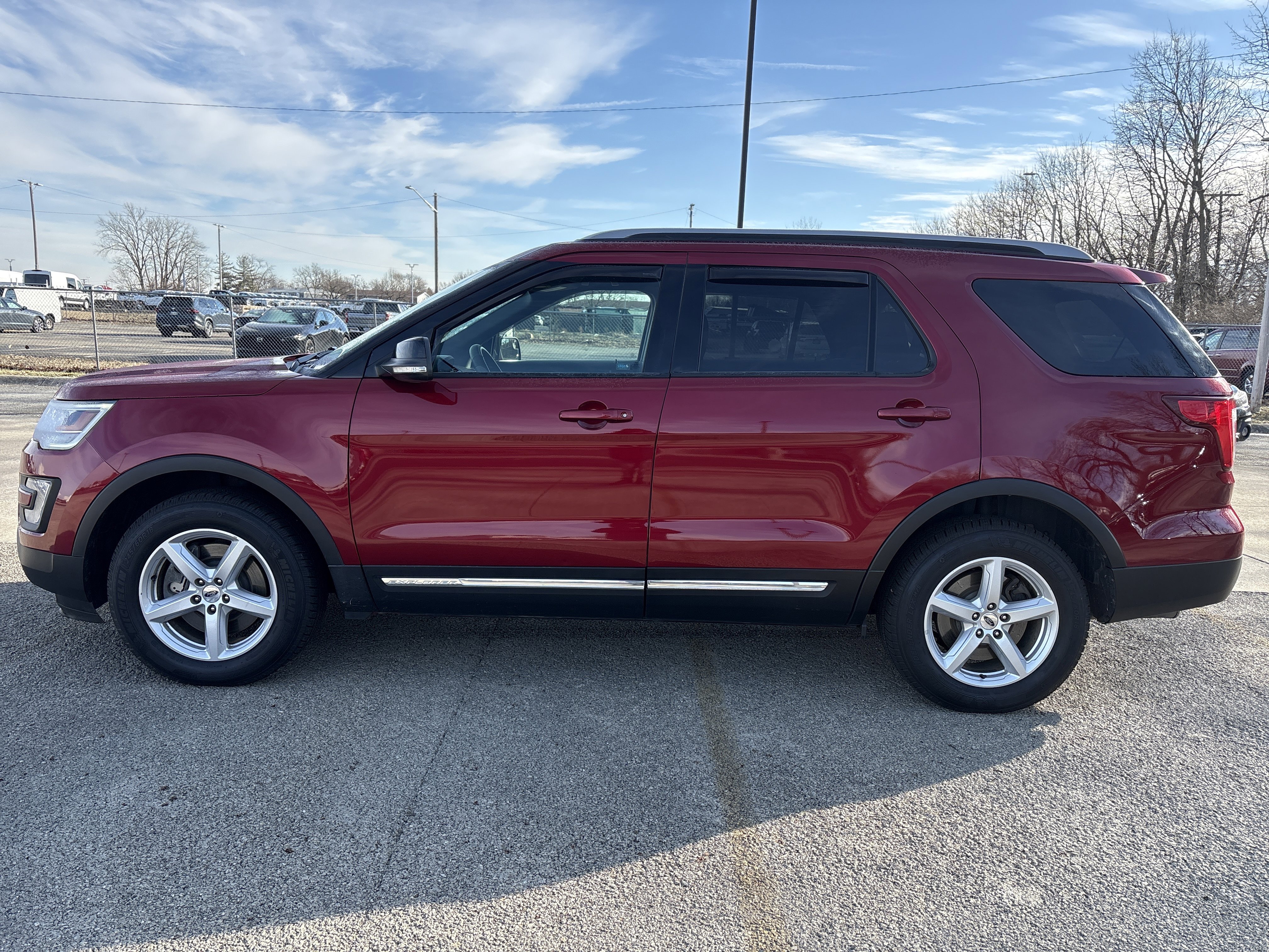 2017 Ford Explorer XLT's photo