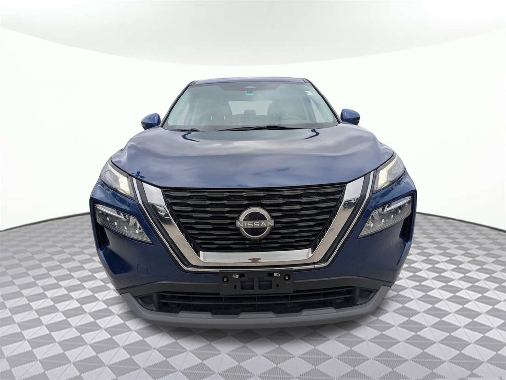 2022 Nissan Rogue SV photo 8