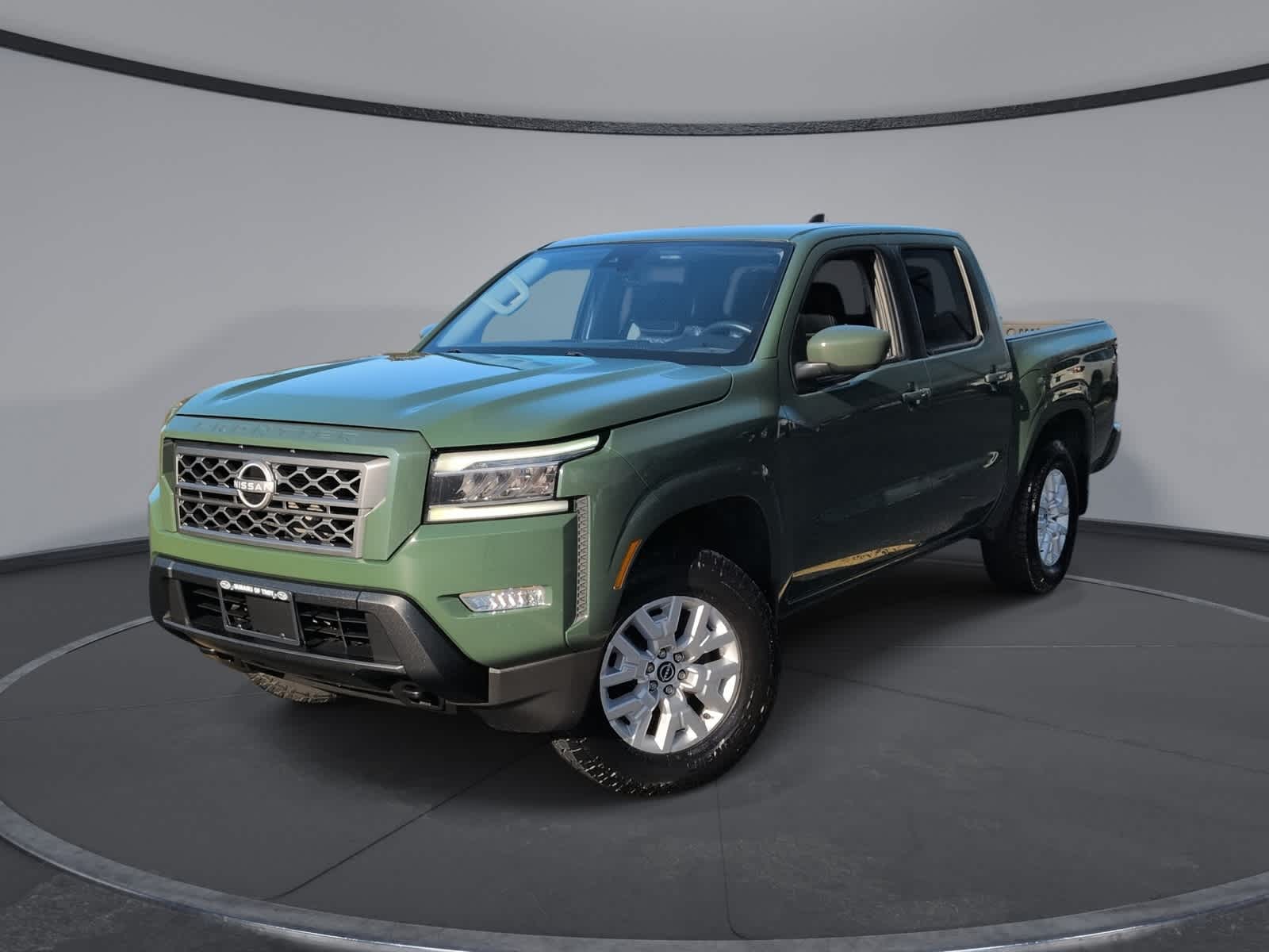 2022 Nissan Frontier SV's photo