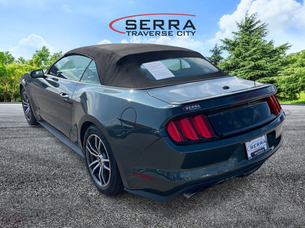 2016 Ford Mustang EcoBoost Premium photo 7