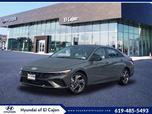 2025 Hyundai Elantra SEL's photo