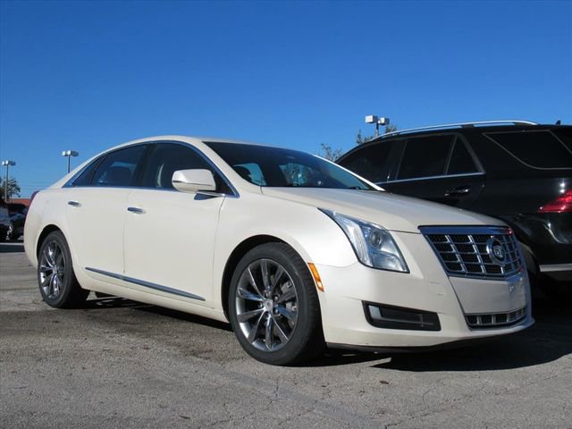 2013 Cadillac XTS Base's photo