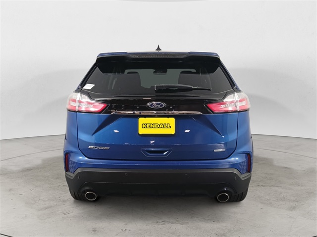 2020 Ford Edge SE photo 4