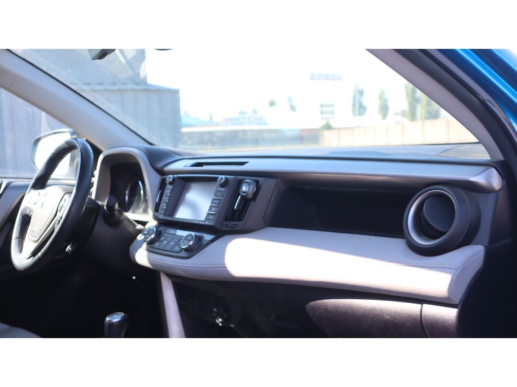 2016 Toyota RAV4 Limited photo 21