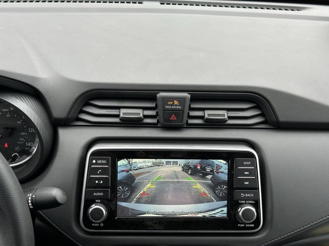 2024 Nissan Versa S photo 7