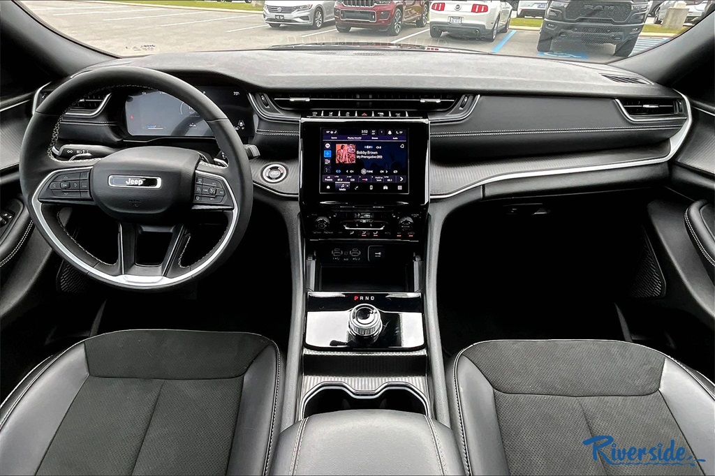 2025 Jeep Grand Cherokee Altitude X photo 7