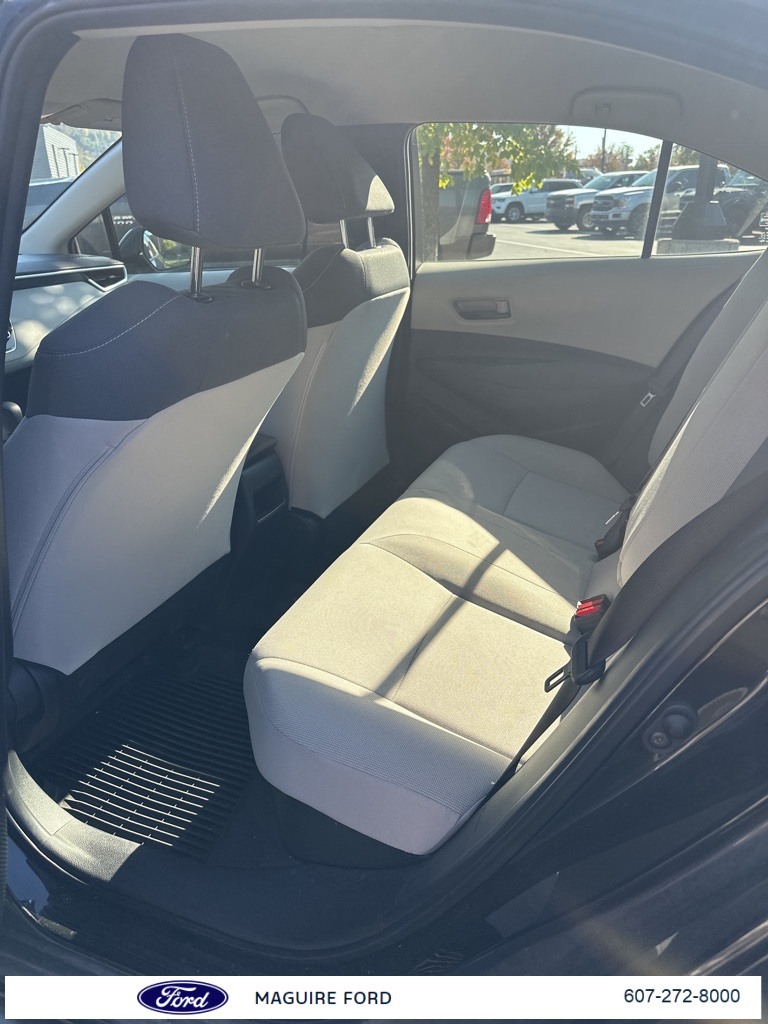 2022 Toyota Corolla Hybrid LE photo 8