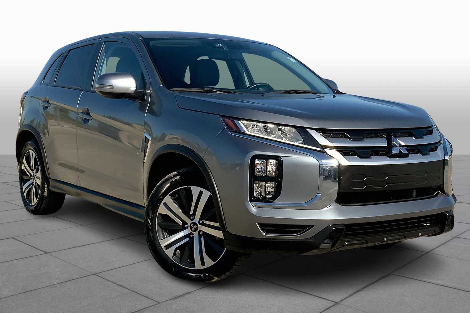 2024 Mitsubishi Outlander Sport SE photo 2