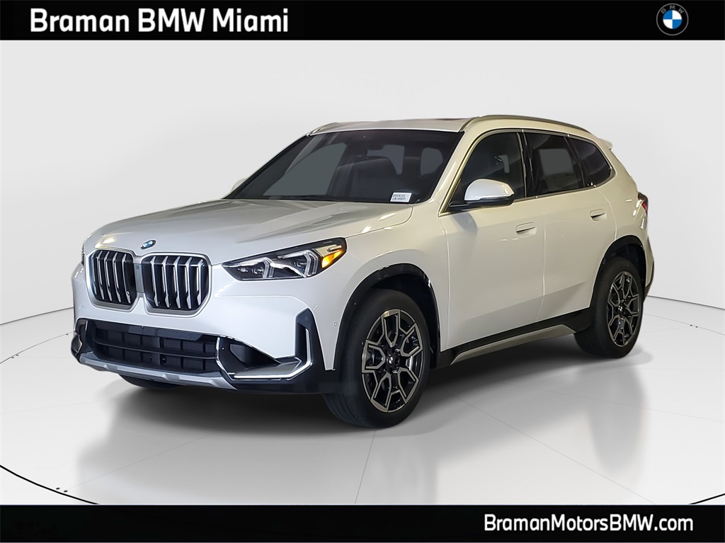 2026 BMW X1 28i's photo
