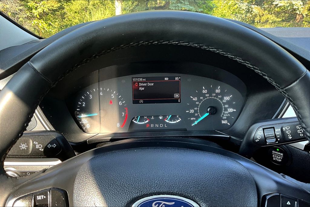 2022 Ford Escape SE photo 13