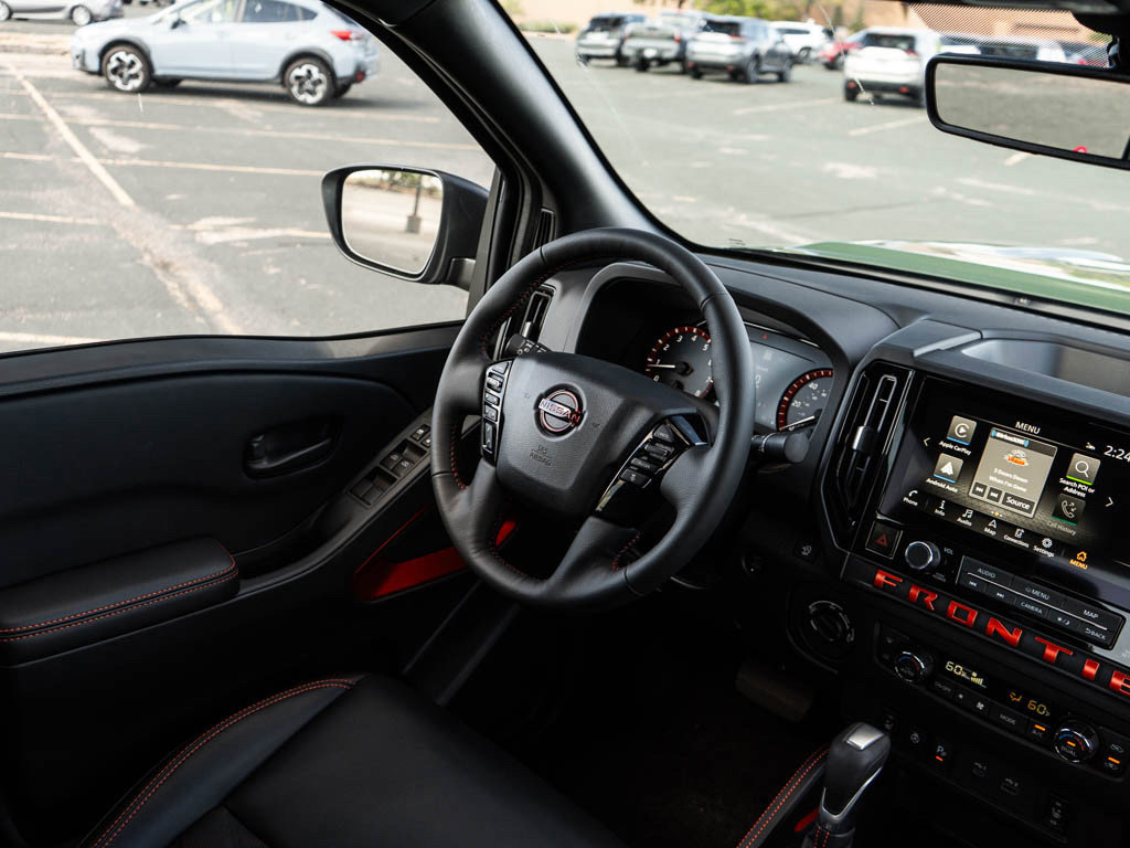 2026 Nissan Frontier PRO-4X photo 10