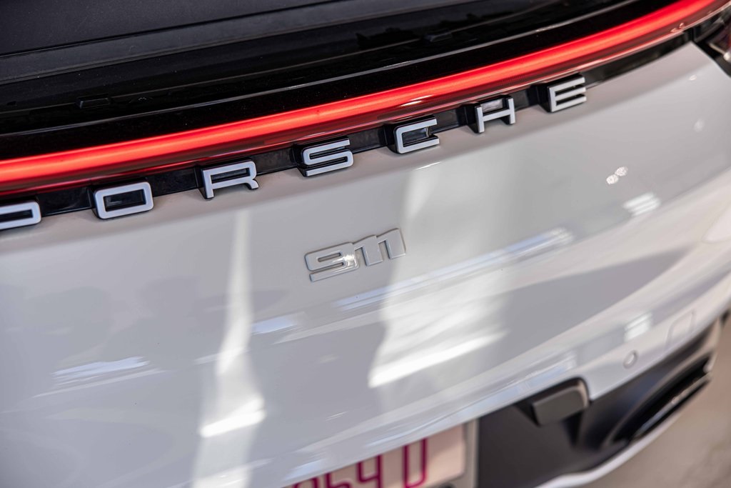2022 PORSCHE 911 - Image 16