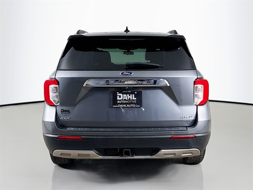 2021 Ford Explorer XLT photo 3