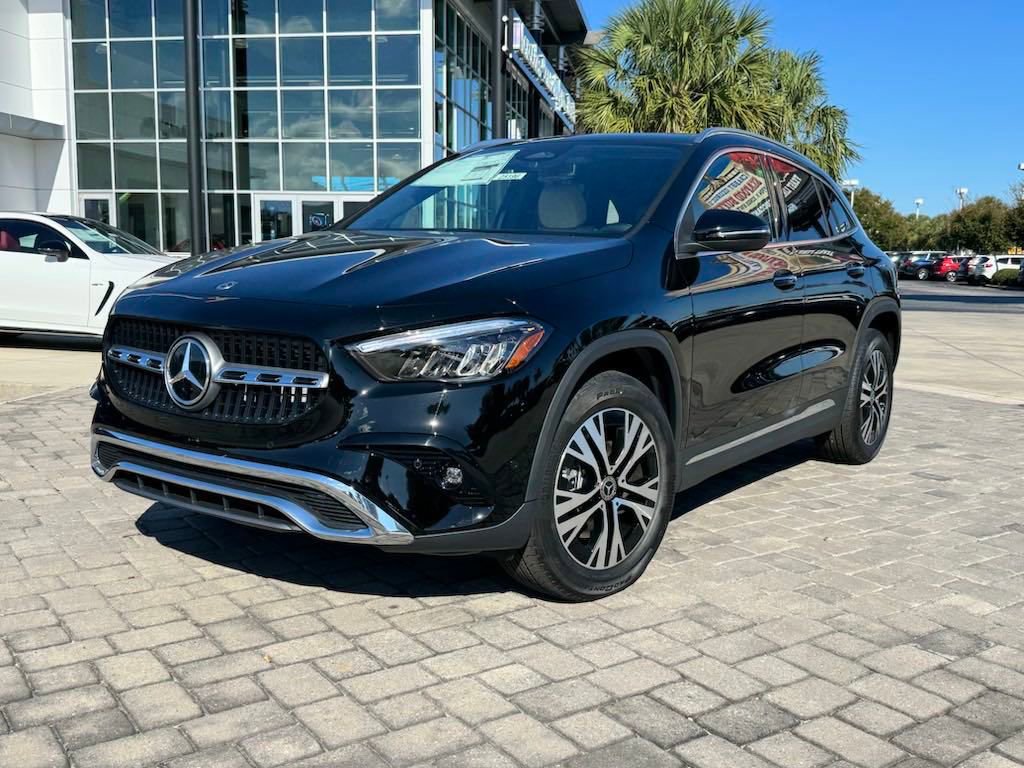 2025 Mercedes Benz GLA 250 photo 2