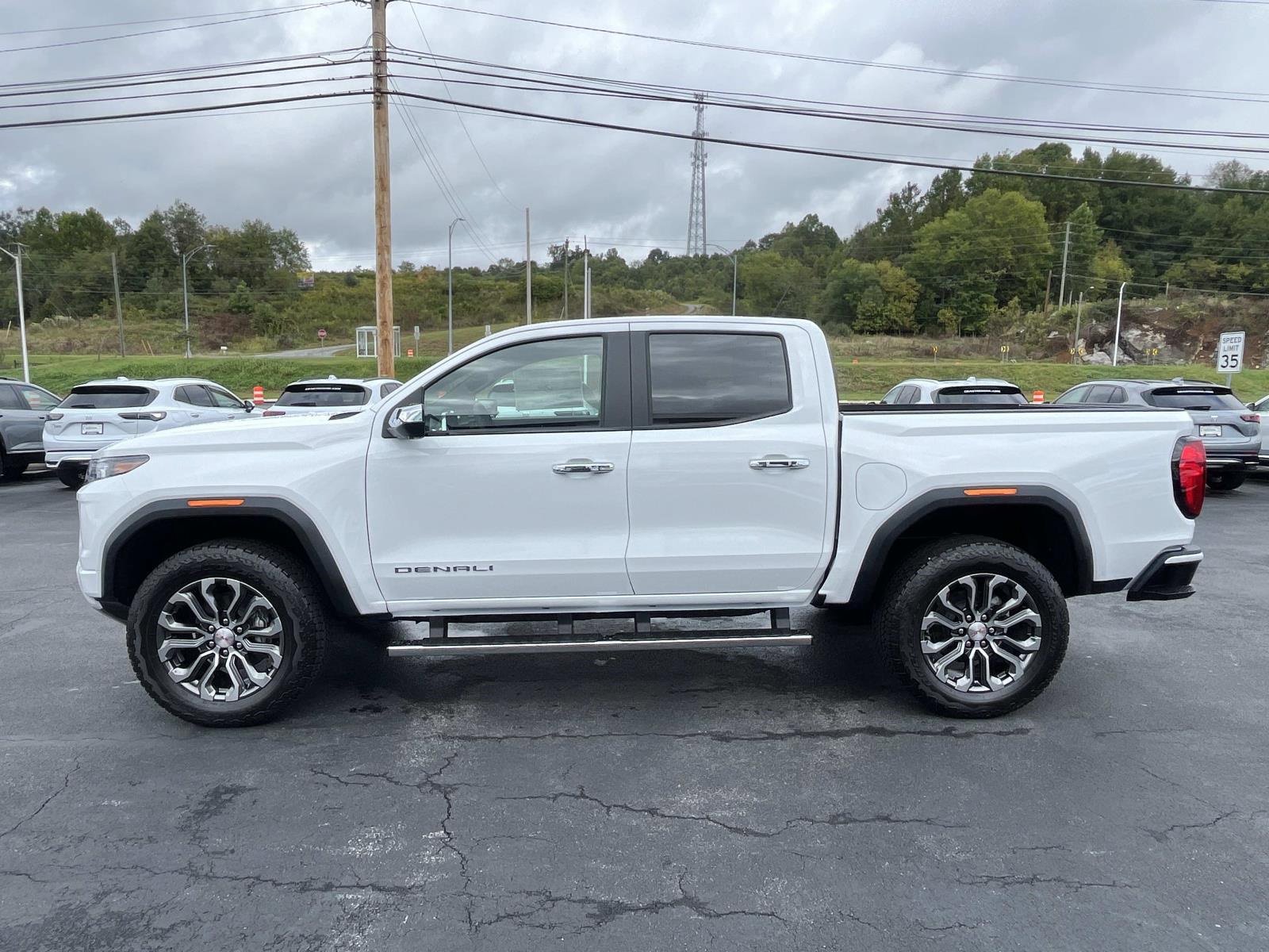 2026 Gmc Canyon Denali photo 8