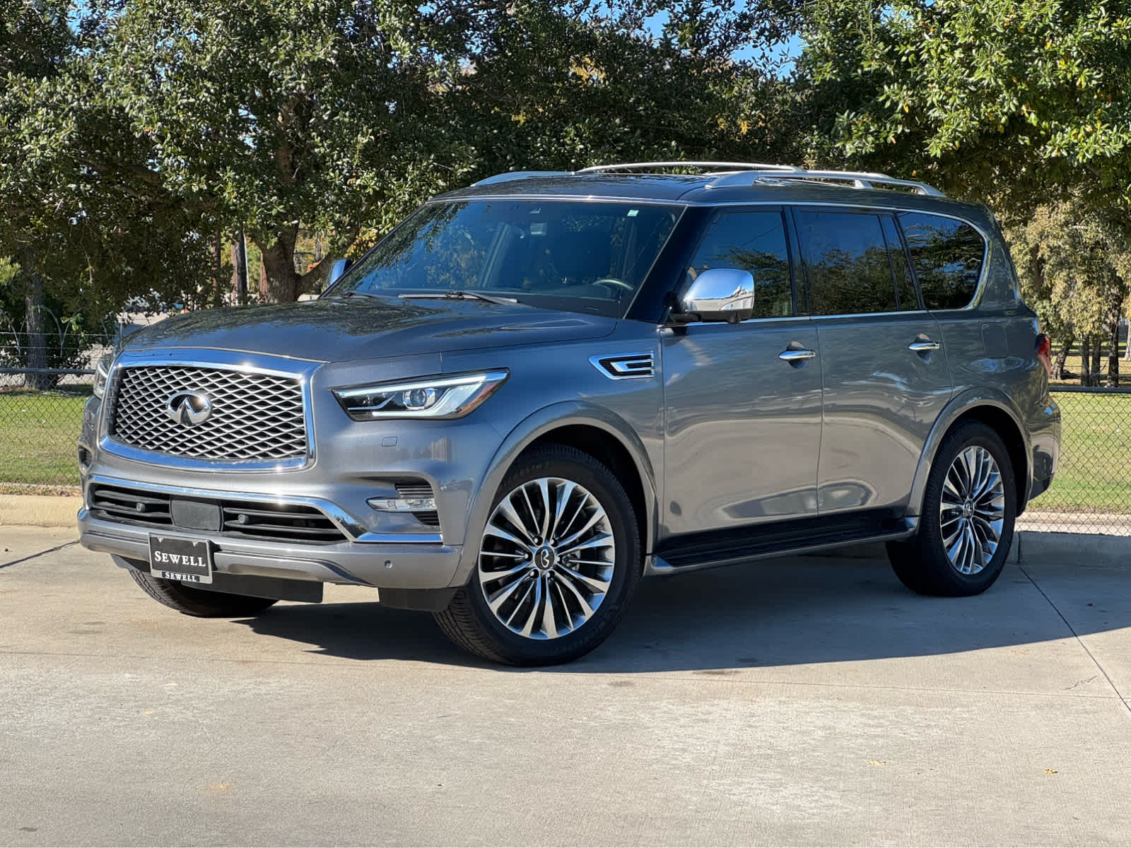 2021 INFINITI QX80 Sensory's photo
