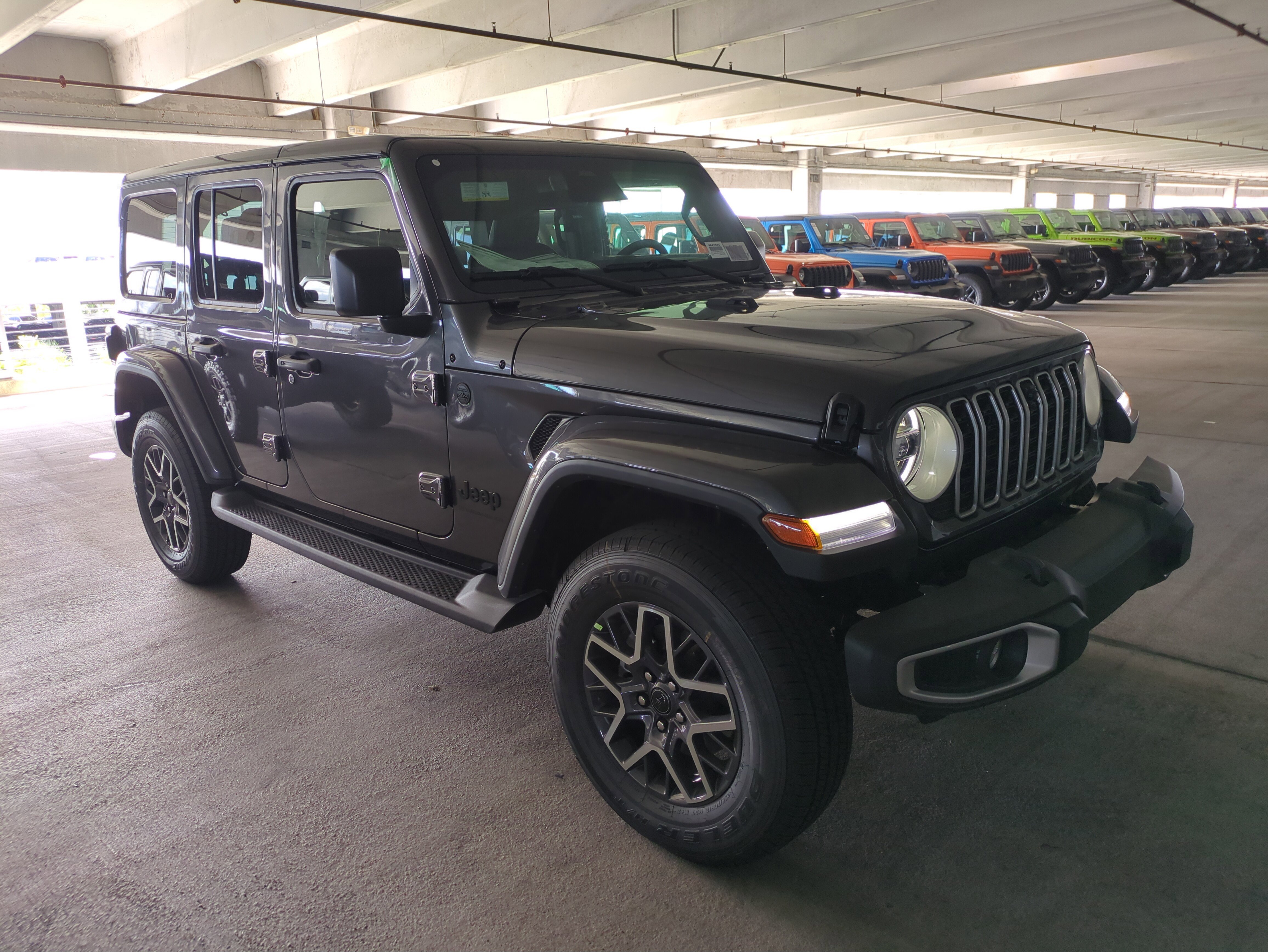 2025 Jeep Wrangler 4-Door Sahara's photo