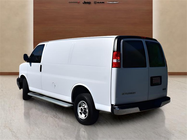 2023 Gmc Savana 2500 Cargo photo 3