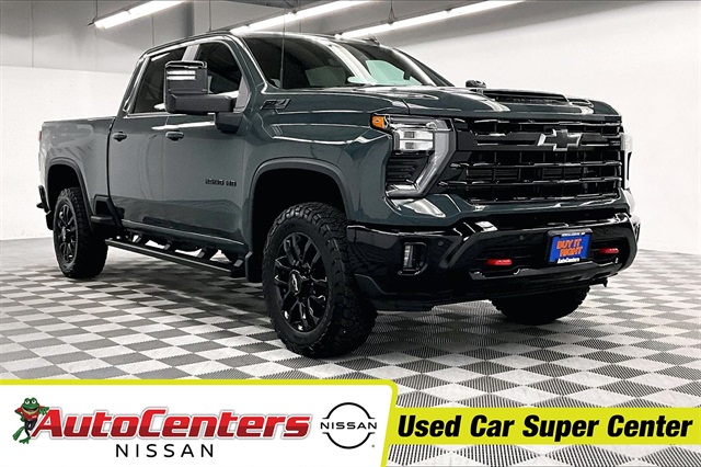 2025 Chevrolet Silverado 2500HD LT's photo