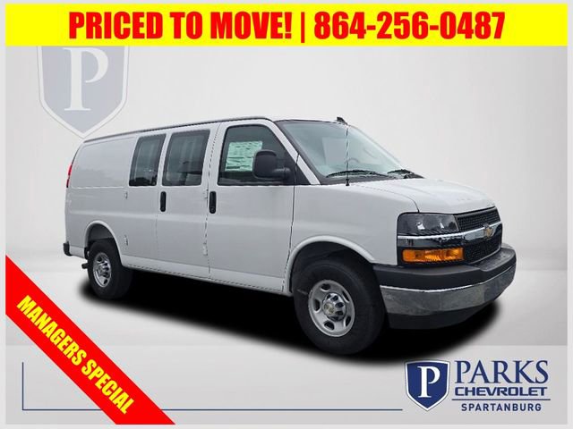 2025 Chevrolet Express Base's photo