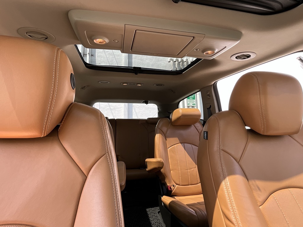 2014 Chevrolet Traverse LTZ photo 39