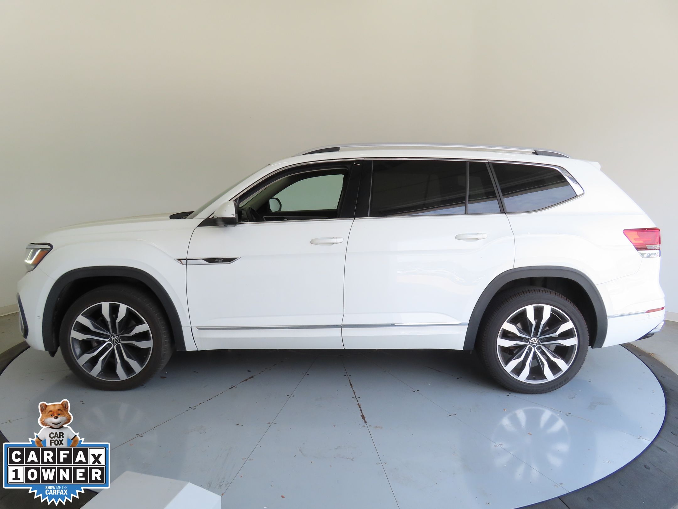 2021 Volkswagen Atlas V6 SEL Premium R-Line photo 6