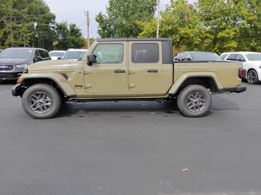2025 Jeep Gladiator Sport S photo 8
