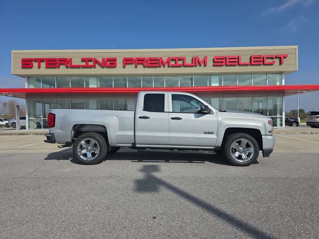 2018 Chevrolet Silverado 1500 Custom's photo