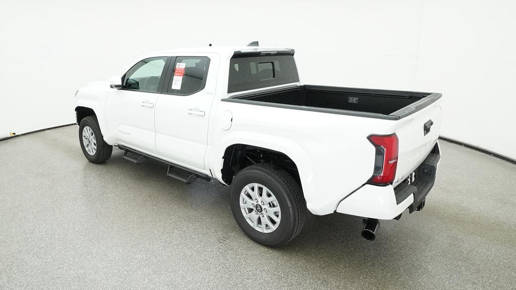2024 Toyota Tacoma SR5 4x4 Double Cab photo 13