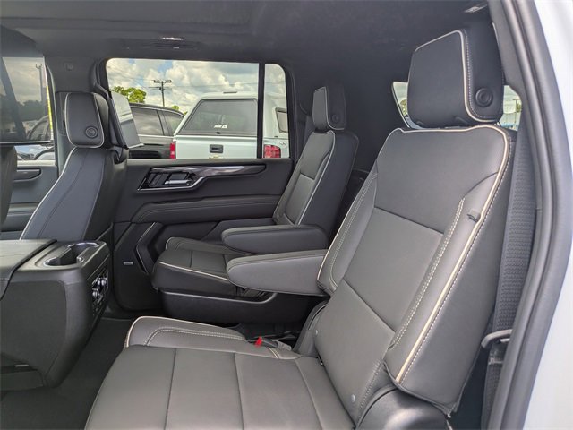 2025 Gmc Yukon XL photo 14