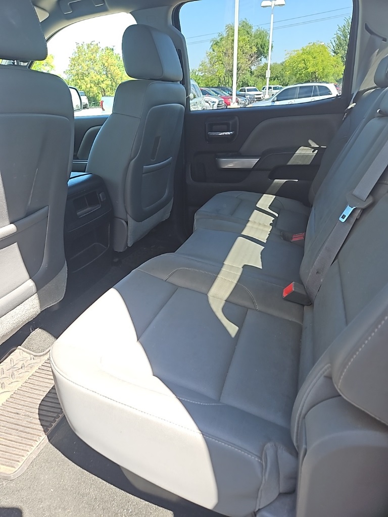 2015 Chevrolet Silverado 2500HD LTZ photo 2