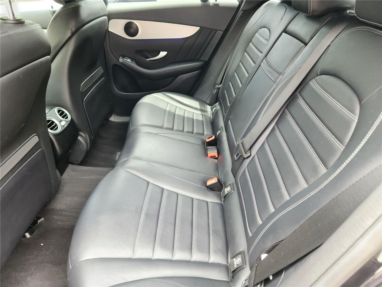 2022 Mercedes Benz GLC 300 4MATIC photo 12