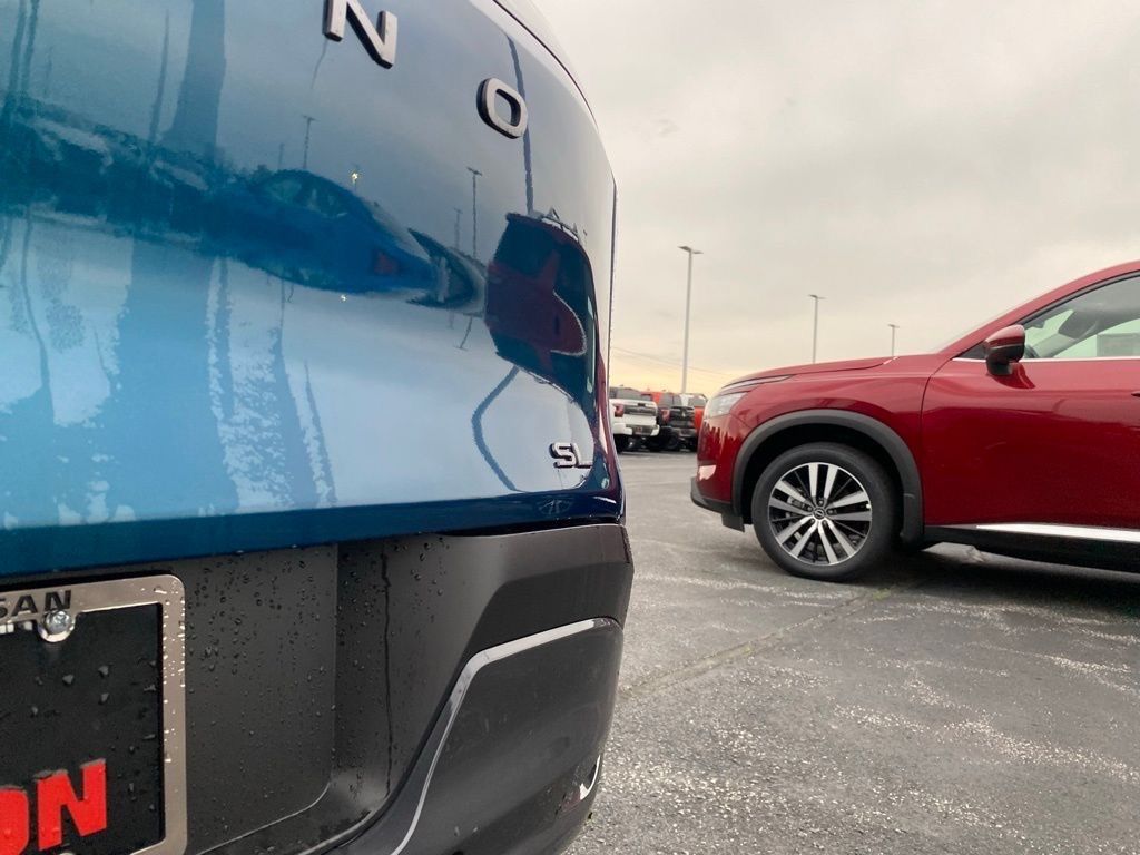 2025 Nissan Murano SL photo 12