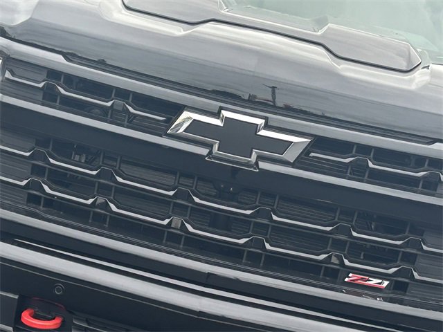 2026 Chevrolet Silverado 1500 LT Trail Boss photo 3