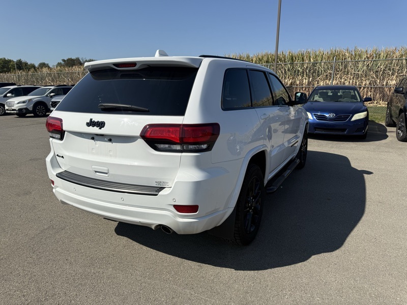2019 Jeep Grand Cherokee Altitude photo 4