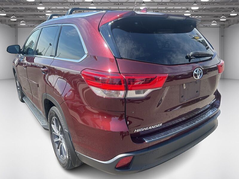 2019 Toyota Highlander XLE photo 8