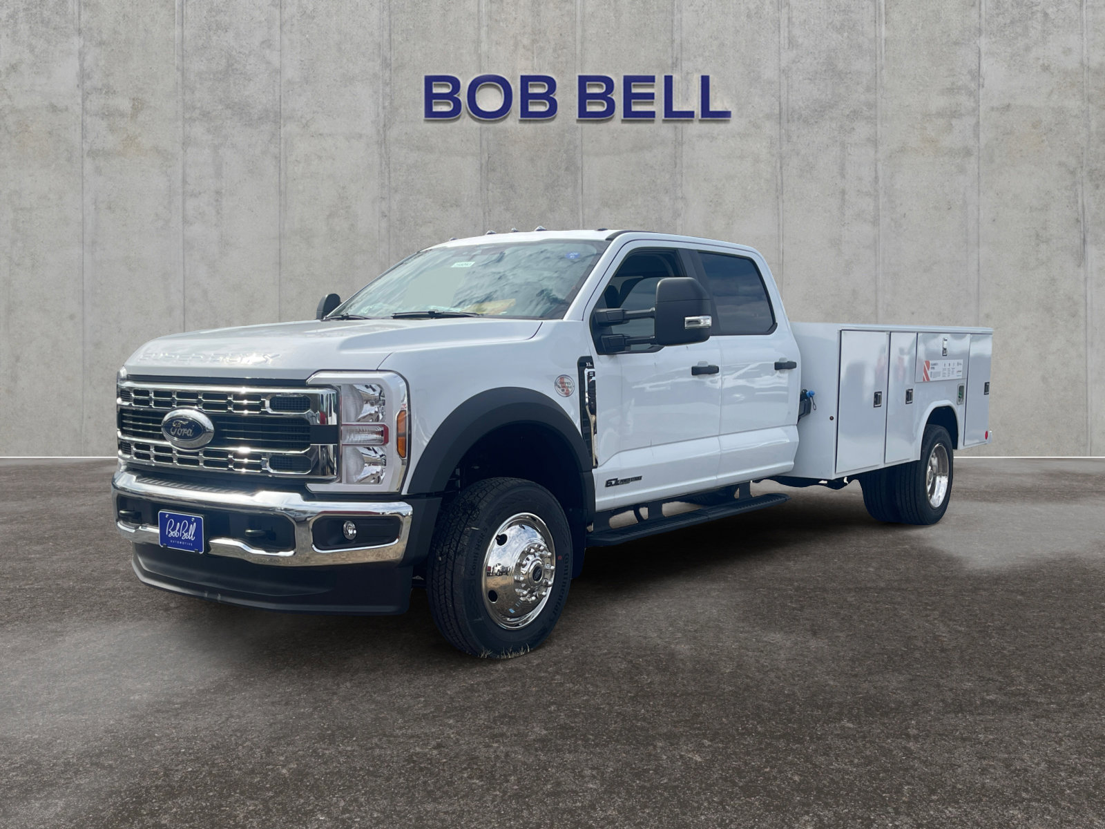 2025 Ford F-450 Super Duty Chassis Cab XL's photo