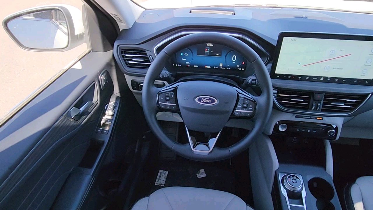 2025 Ford Escape Plug-In Hybrid photo 12