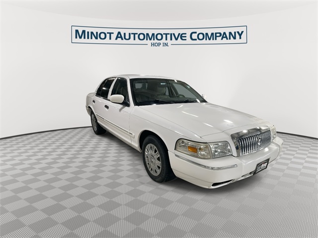 Used 2008 Mercury Grand Marquis GS with VIN 2MEFM74V98X625697 for sale in Minot, ND