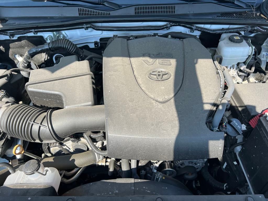 2023 Toyota Tacoma TRD Off-Road photo 32