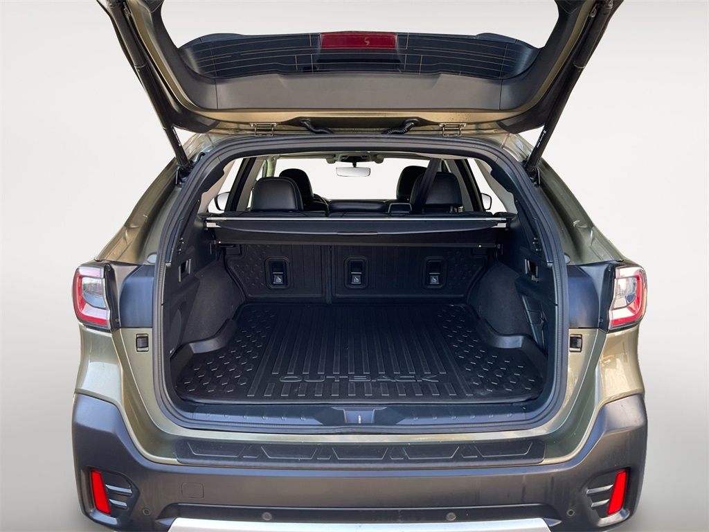 2021 Subaru Outback Limited photo 10