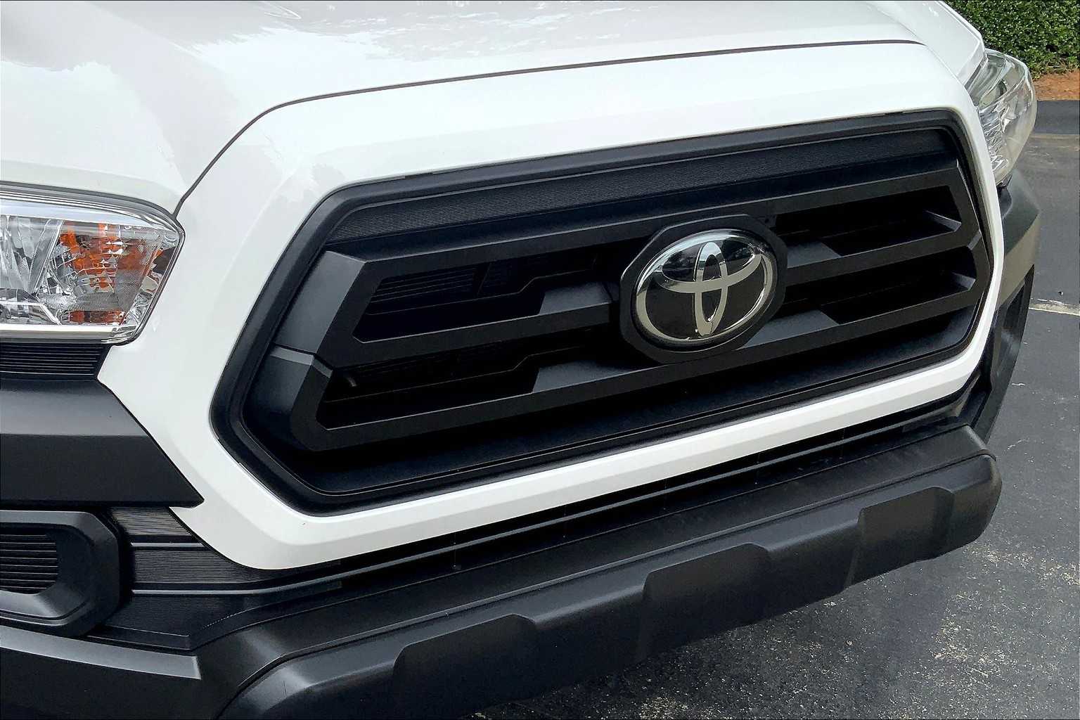 2021 Toyota Tacoma SR 4x4 Access Cab photo 25