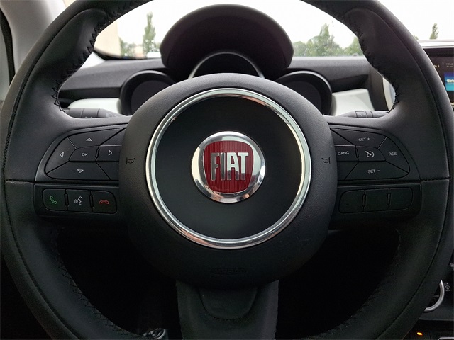 2016 Fiat 500X Lounge photo 18