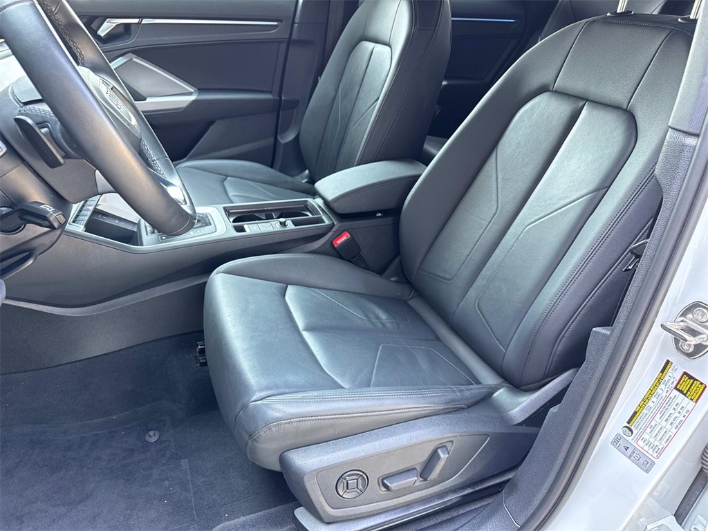 2022 Audi Q3 S line Premium Plus photo 18