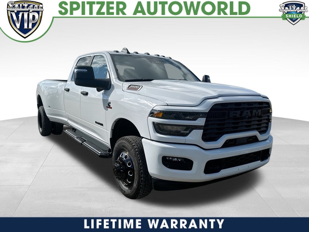 2026 RAM Ram 3500 Pickup Big Horn's photo