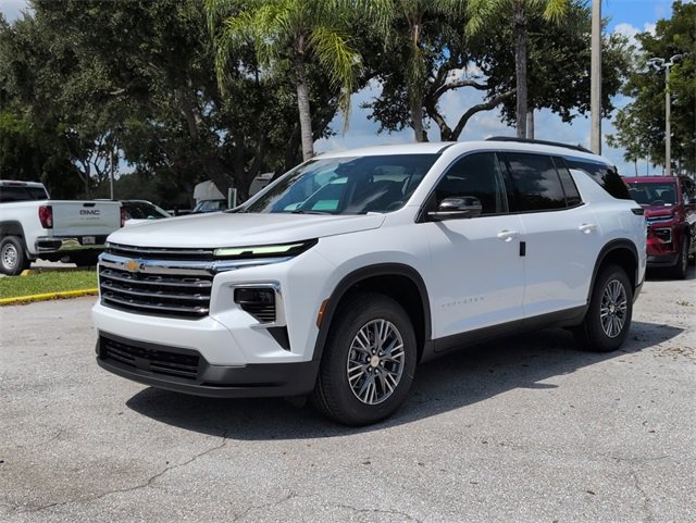 2026 Chevrolet Traverse photo 4