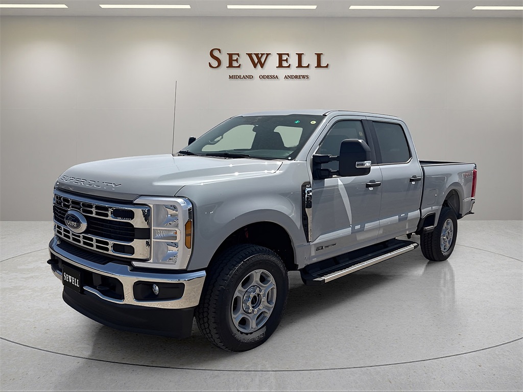 2025 Ford F-250 Super Duty XLT's photo