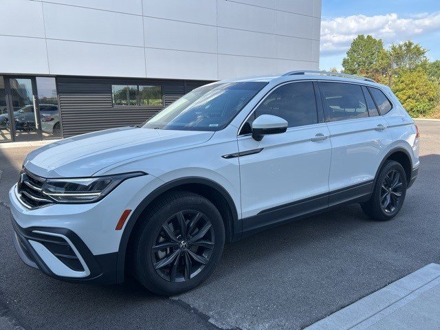 2022 Volkswagen Tiguan SE photo 6