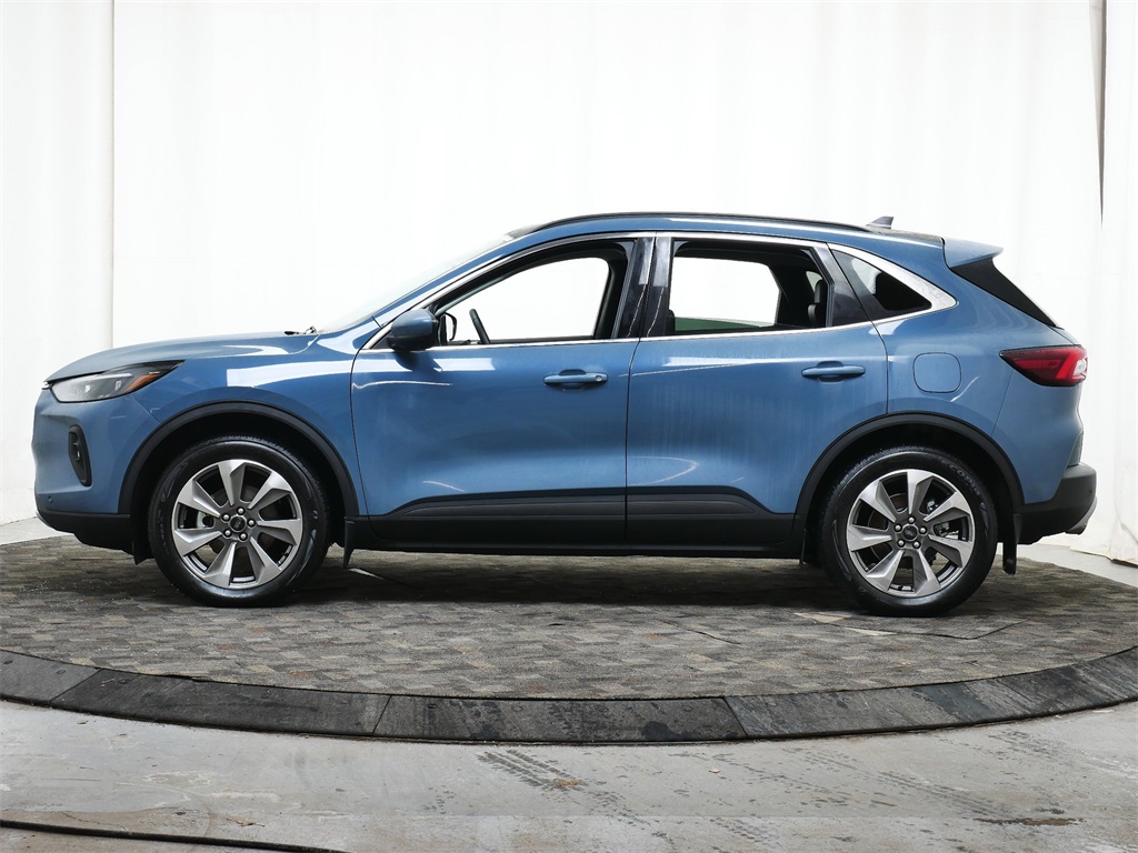 Used 2025 Ford Escape Platinum with VIN 1FMCU9JZ8SUA81078 for sale in Golden Valley, Minnesota